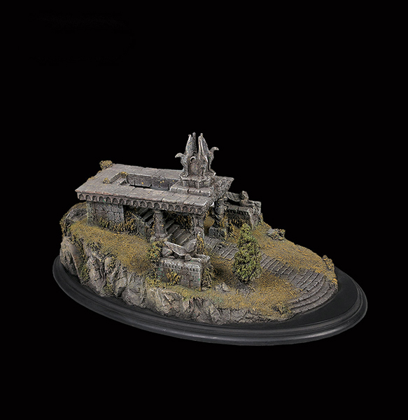<div class="floatbox" data-fb-options="width:1400 height:80% group:2">Sideshow/WETA Environment Amon Hen, artist: Wigmore. #26, limited edition (500). Amon Hen is a FOTR environment, constructed of polystone, hand painted, stands 3.5 high and weighs 6 lbs. <br /><a href="http://www.sideshowtoy.com/collectibles/product-archive/?sku=9705" class="transparent">✦</a></div>

<br />

<div class="paypal"></div><span class="ngViews">17 views</span>
